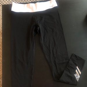 VS Pink Reversible Leggings